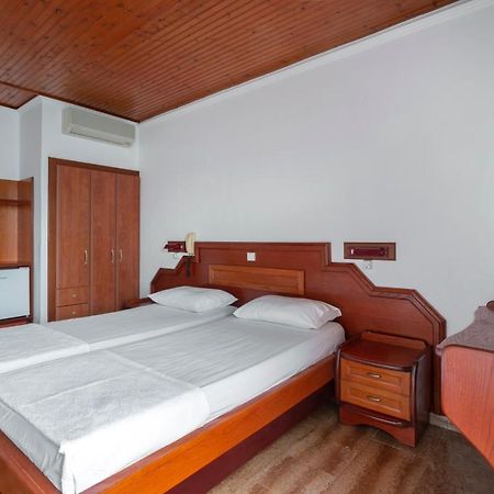 Binji Hotel Epidaurus Luaran gambar