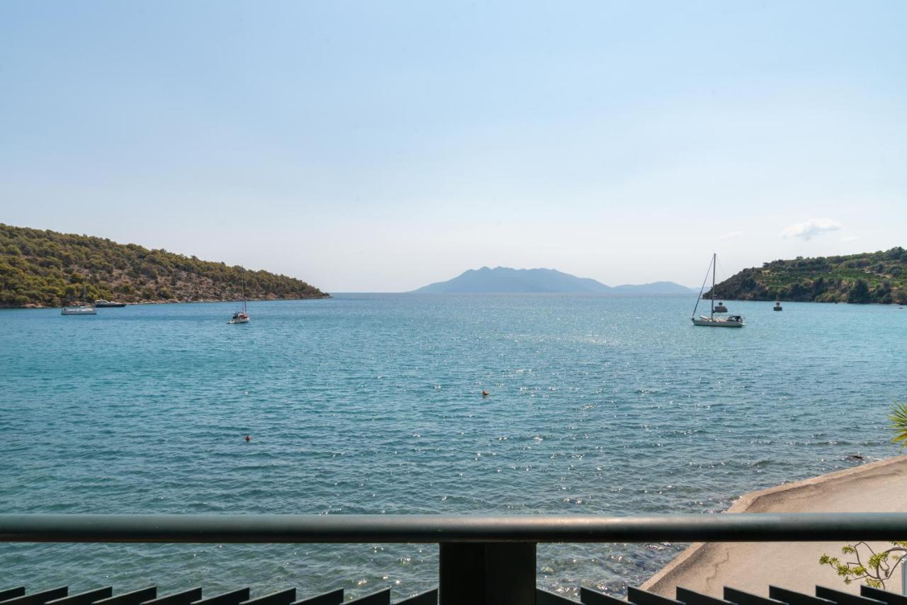 Binji Hotel Epidaurus Luaran gambar