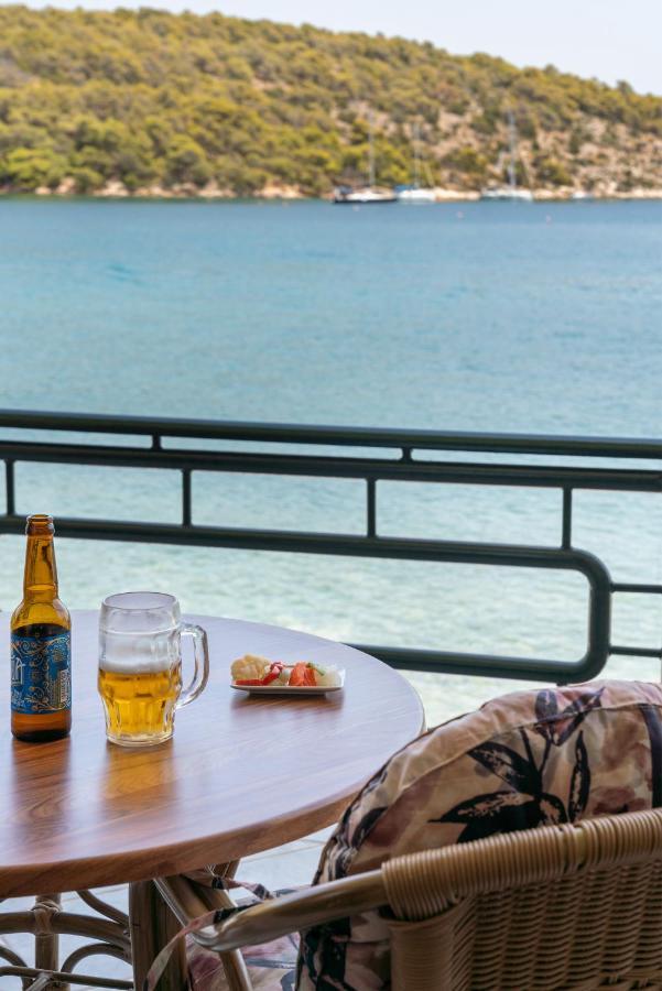Binji Hotel Epidaurus Luaran gambar