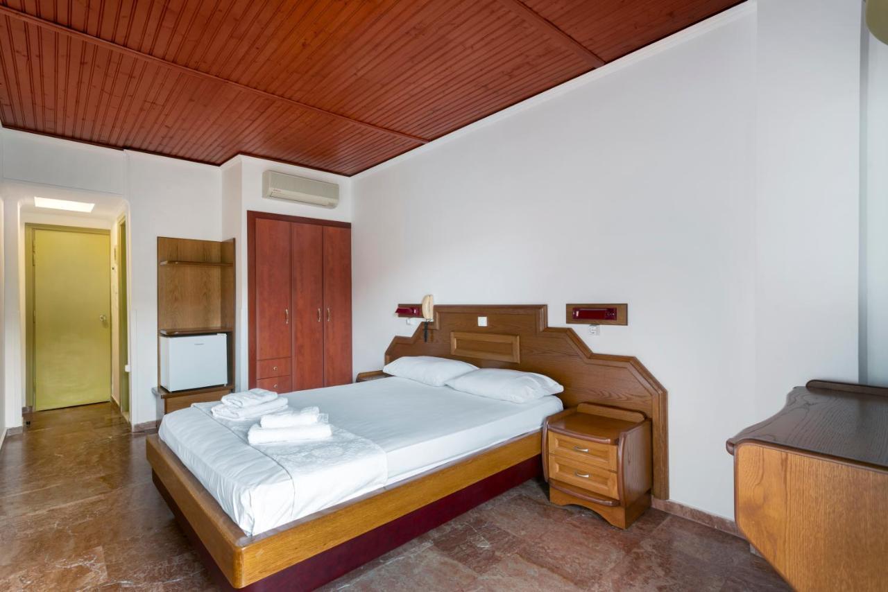 Binji Hotel Epidaurus Luaran gambar