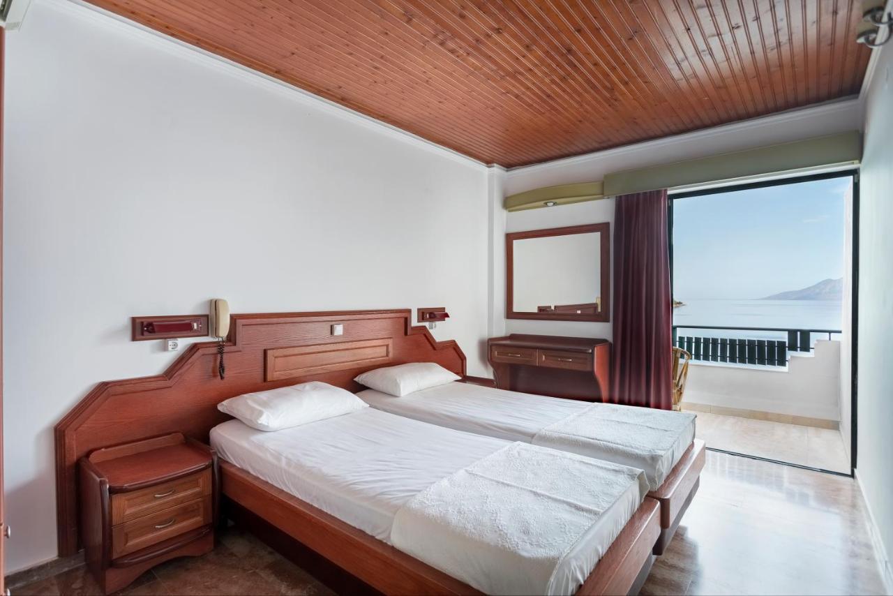 Binji Hotel Epidaurus Luaran gambar